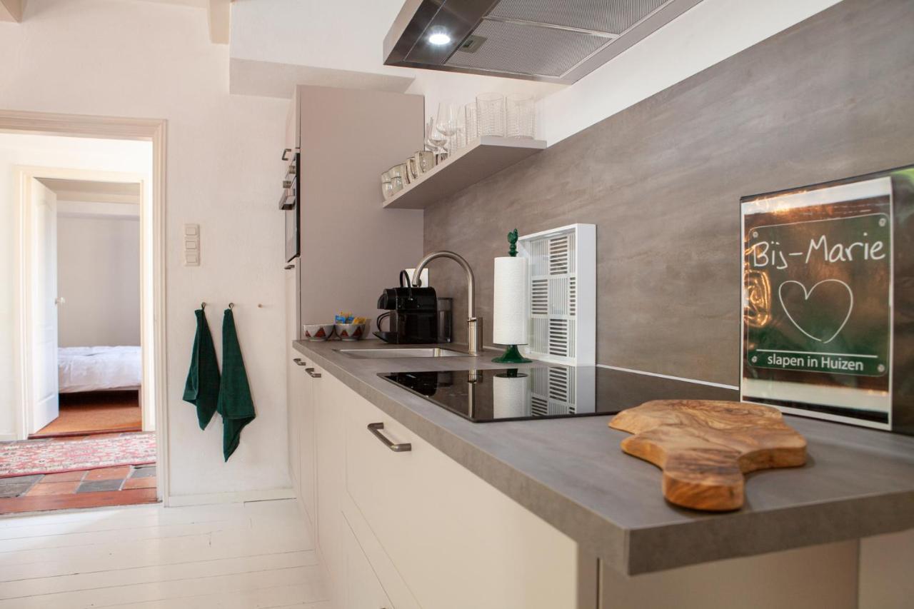 Appartement Bij Marie à Huizen Extérieur photo
