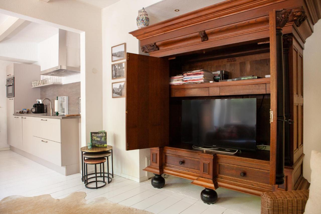 Appartement Bij Marie à Huizen Extérieur photo